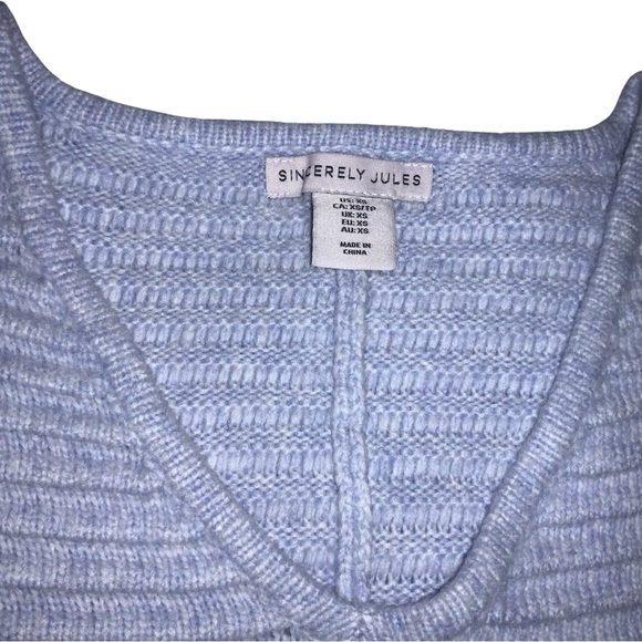 Sweater - Picture 2 of 2